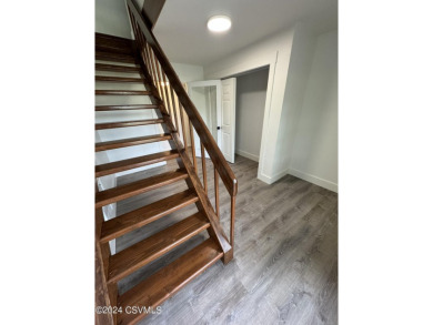 Beautifully Renovated 5BR/3 BA home overlooking the 8th hole of on Bucknell Golf Club in Pennsylvania - for sale on GolfHomes.com, golf home, golf lot