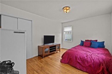 Assumable (VA only) loan @ 3.5% rate. Monthly payments are $1595 on Oceanview Golf Course in Virginia - for sale on GolfHomes.com, golf home, golf lot