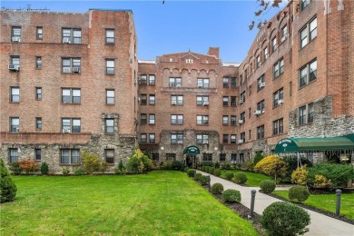 Rarely Available Two-Bedroom Gem in the Heart of Pelham Manor! on Pelham Country Club in New York - for sale on GolfHomes.com, golf home, golf lot