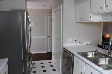 New price on Golf course community condo. No outdoor maintenance on Glenlakes Golf Club in Alabama - for sale on GolfHomes.com, golf home, golf lot