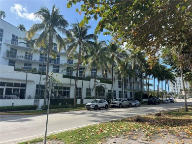 Beautifully furnished 2 bedrooms, 2 1/2 baths condo, with hard on Miami Beach Golf Club in Florida - for sale on GolfHomes.com, golf home, golf lot