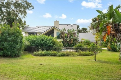 The Mariner Sands Golf Club offers 2 golf courses, tennis on Mariner Sands Country Club in Florida - for sale on GolfHomes.com, golf home, golf lot