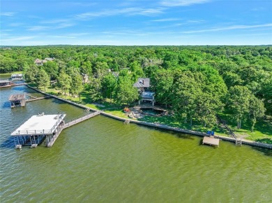 RECENTLY COMPLETED custom finishes in primary suite & en suite on Pinnacle Golf and Boat Club in Texas - for sale on GolfHomes.com, golf home, golf lot