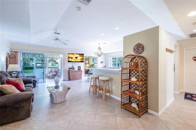 This well-maintained 2BR+DEN/2BA home is located in Riviera Golf on Riviera Golf Club in Florida - for sale on GolfHomes.com, golf home, golf lot