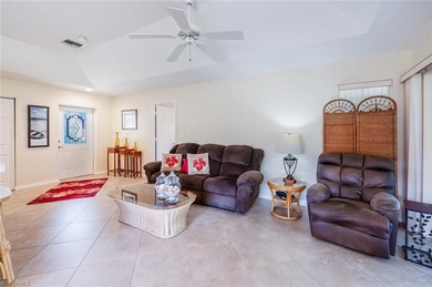 This well-maintained 2BR+DEN/2BA home is located in Riviera Golf on Riviera Golf Club in Florida - for sale on GolfHomes.com, golf home, golf lot