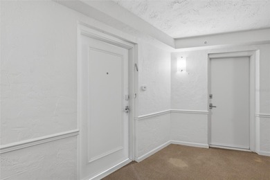 Beachfront Living at Islander Club on Longboat Key

Experience on Links on Longboat Golf Club in Florida - for sale on GolfHomes.com, golf home, golf lot