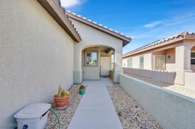 Charming 2-bedroom, 2-bath home in the gated, age-restricted on Stallion Mountain Golf Course in Nevada - for sale on GolfHomes.com, golf home, golf lot