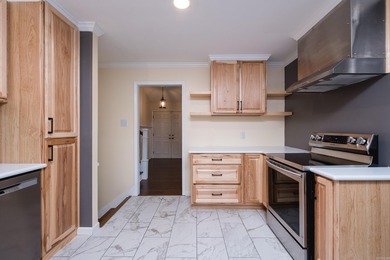 Discover this spacious 4 Bedroom/3 Bath home in the highly on Pleasant Valley Country Club in Arkansas - for sale on GolfHomes.com, golf home, golf lot