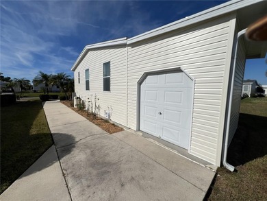 WHAT A GEM!  This 2 bedroom/2 bath abode is a Florida Gulf Coast on Imperial Lakewoods Golf Club in Florida - for sale on GolfHomes.com, golf home, golf lot