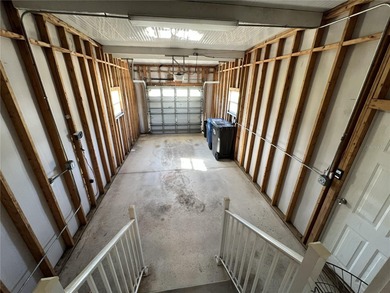 WHAT A GEM!  This 2 bedroom/2 bath abode is a Florida Gulf Coast on Imperial Lakewoods Golf Club in Florida - for sale on GolfHomes.com, golf home, golf lot