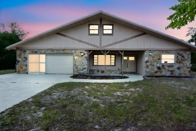 One or more photo(s) has been virtually staged. Welcome to your on Heather Golf and Country Club in Florida - for sale on GolfHomes.com, golf home, golf lot