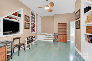 Timeless finishes along with flexible spaces, define this move on Mallard Head Country Club in North Carolina - for sale on GolfHomes.com, golf home, golf lot