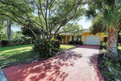 Come visit this delightful Dunedin coastal community home with on St. Andrews Links in Florida - for sale on GolfHomes.com, golf home, golf lot