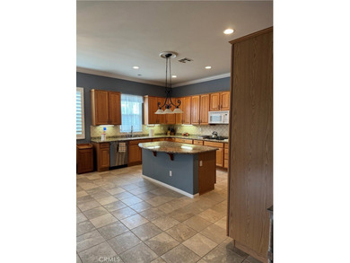 This is the favored Emerald floor plan in the gated community of on Oak Valley Golf Club in California - for sale on GolfHomes.com, golf home, golf lot