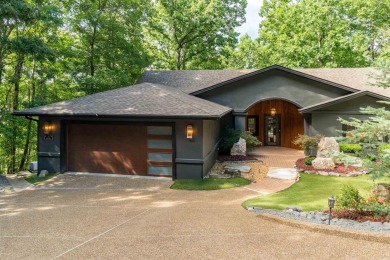 Better than NEW! PRIVATE RETREAT with Vista Views of Golf Course on Cortez Golf Course in Arkansas - for sale on GolfHomes.com, golf home, golf lot