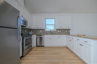 2 bedroom 2 bath townhome in the heart of Rockport with a on Rockport Country Club in Texas - for sale on GolfHomes.com, golf home, golf lot