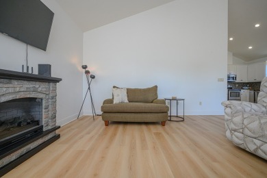 2 bedroom 2 bath townhome in the heart of Rockport with a on Rockport Country Club in Texas - for sale on GolfHomes.com, golf home, golf lot