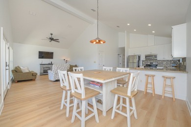 2 bedroom 2 bath townhome in the heart of Rockport with a on Rockport Country Club in Texas - for sale on GolfHomes.com, golf home, golf lot