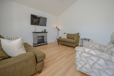 2 bedroom 2 bath townhome in the heart of Rockport with a on Rockport Country Club in Texas - for sale on GolfHomes.com, golf home, golf lot