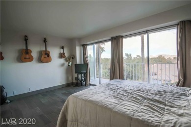 Completely remodeled highrise condo in the heart of the Iconic on Las Vegas Country Club in Nevada - for sale on GolfHomes.com, golf home, golf lot