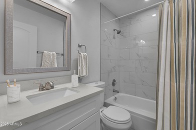 Escape to effortless Arizona living in this beautifully on Cottonwood Country Club in Arizona - for sale on GolfHomes.com, golf home, golf lot