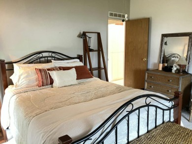 Beautifully maintained 3BR/2BA home in a quiet 55+ community on Fairways Country Club in Florida - for sale on GolfHomes.com, golf home, golf lot