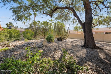 Escape to effortless Arizona living in this beautifully on Cottonwood Country Club in Arizona - for sale on GolfHomes.com, golf home, golf lot