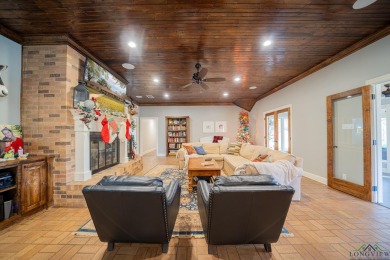 Must See: This large entryway invites you to fall in love with on Meadowbrook Country Club in Texas - for sale on GolfHomes.com, golf home, golf lot