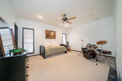 Must See: This large entryway invites you to fall in love with on Meadowbrook Country Club in Texas - for sale on GolfHomes.com, golf home, golf lot