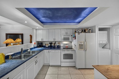 Welcome to this inviting 2BR/2BA condo located in the desirable on Palm-Aire Country Club and Resort - Palms in Florida - for sale on GolfHomes.com, golf home, golf lot