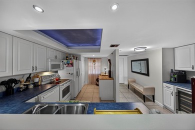 Welcome to this inviting 2BR/2BA condo located in the desirable on Palm-Aire Country Club and Resort - Palms in Florida - for sale on GolfHomes.com, golf home, golf lot