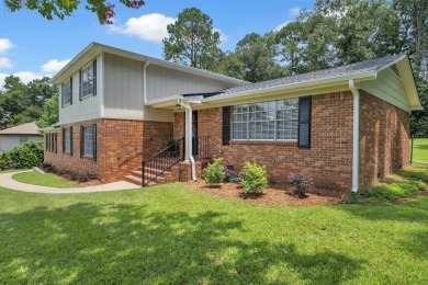 Killearn Estates fully renovated 5 bedroom/ 3.5 bath on .47 acre on Killearn Country Club and Inn in Florida - for sale on GolfHomes.com, golf home, golf lot