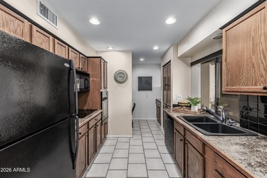 Charming 2 bed/2 bath golf course home now available in on Sun City Lakes West and East in Arizona - for sale on GolfHomes.com, golf home, golf lot