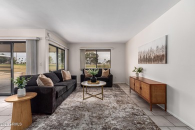 Charming 2 bed/2 bath golf course home now available in on Sun City Lakes West and East in Arizona - for sale on GolfHomes.com, golf home, golf lot