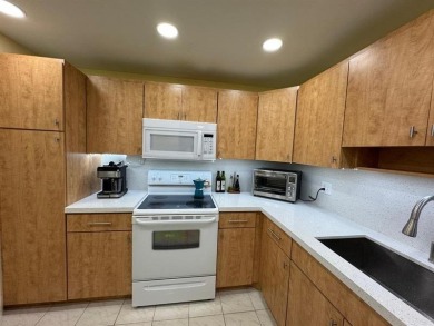 Exceptional opportunity to acquire a spacious 3-bedroom on Oaks Country Club in Florida - for sale on GolfHomes.com, golf home, golf lot