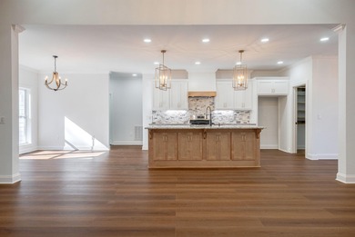 Welcome to 126 Elliot Circle, a stunning new construction ranch on Monticello Golf Club At Savannah Lakes in South Carolina - for sale on GolfHomes.com, golf home, golf lot