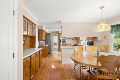 Now available in Hartwell, Ga! This 4 bedroom/3 bathroom brick on Cateechee Golf Club in Georgia - for sale on GolfHomes.com, golf home, golf lot