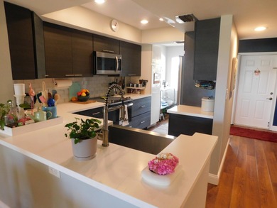 This Golf Condo has been completely renovated w contemporary on Gator Trace Golf and Country Club in Florida - for sale on GolfHomes.com, golf home, golf lot