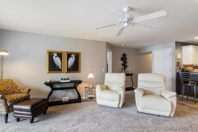 Turn the Key & move in! 6 easy steps up from parking will take on The Club At Old Kinderhook in Missouri - for sale on GolfHomes.com, golf home, golf lot