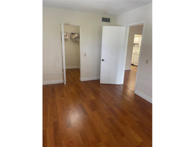 LOCATION!! Spacious 1 Bedroom 1 Bathroom and 1/2 in the heart of on Davie Golf Club in Florida - for sale on GolfHomes.com, golf home, golf lot