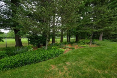 VILLAGE GREEN of BEDFORD NH at its finest!! Simple stunning is on Manchester Country Club in New Hampshire - for sale on GolfHomes.com, golf home, golf lot