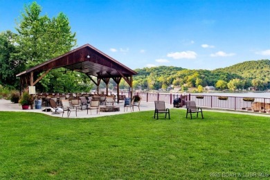 Turn the Key & move in! 6 easy steps up from parking will take on The Club At Old Kinderhook in Missouri - for sale on GolfHomes.com, golf home, golf lot
