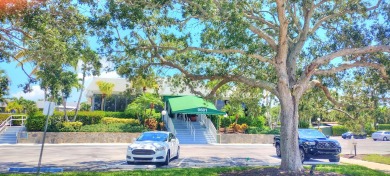 Best value in Little club! Remodeled kitchen with white shaker on The Little Club in Florida - for sale on GolfHomes.com, golf home, golf lot