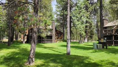 #61 Wildflower boasts an exceptional location on the 13th hole on Sunriver Woodlands Golf Course in Oregon - for sale on GolfHomes.com, golf home, golf lot