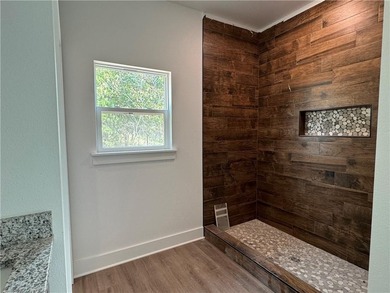 $5,000 Seller Credit for either: Closing costs, Stainless steel on Holiday Island Executive Golf Course in Arkansas - for sale on GolfHomes.com, golf home, golf lot