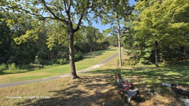 Golf Course Home! Home sits on 2 lots, has a 2 car garage on Indian Hills Country Club in Arkansas - for sale on GolfHomes.com, golf home, golf lot