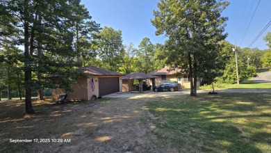 Golf Course Home! Home sits on 2 lots, has a 2 car garage on Indian Hills Country Club in Arkansas - for sale on GolfHomes.com, golf home, golf lot