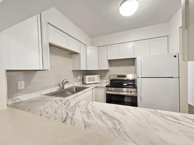 Experience convenient, low-maintenance living at The Oaks on Slick Rock Golf Course - Horseshoe Bay in Texas - for sale on GolfHomes.com, golf home, golf lot