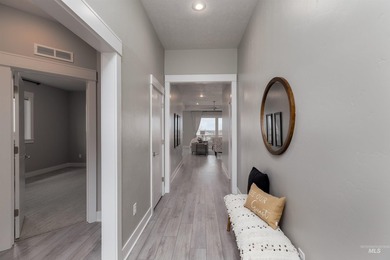 Welcome to your home with a view! This beautiful 3 bed, 2 bath on Hunters Point Golf Club in Idaho - for sale on GolfHomes.com, golf home, golf lot