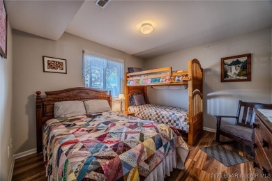 Lakefront Walk-In Condo with super low HOA fees under $670 per on Lake Valley Country Club in Missouri - for sale on GolfHomes.com, golf home, golf lot